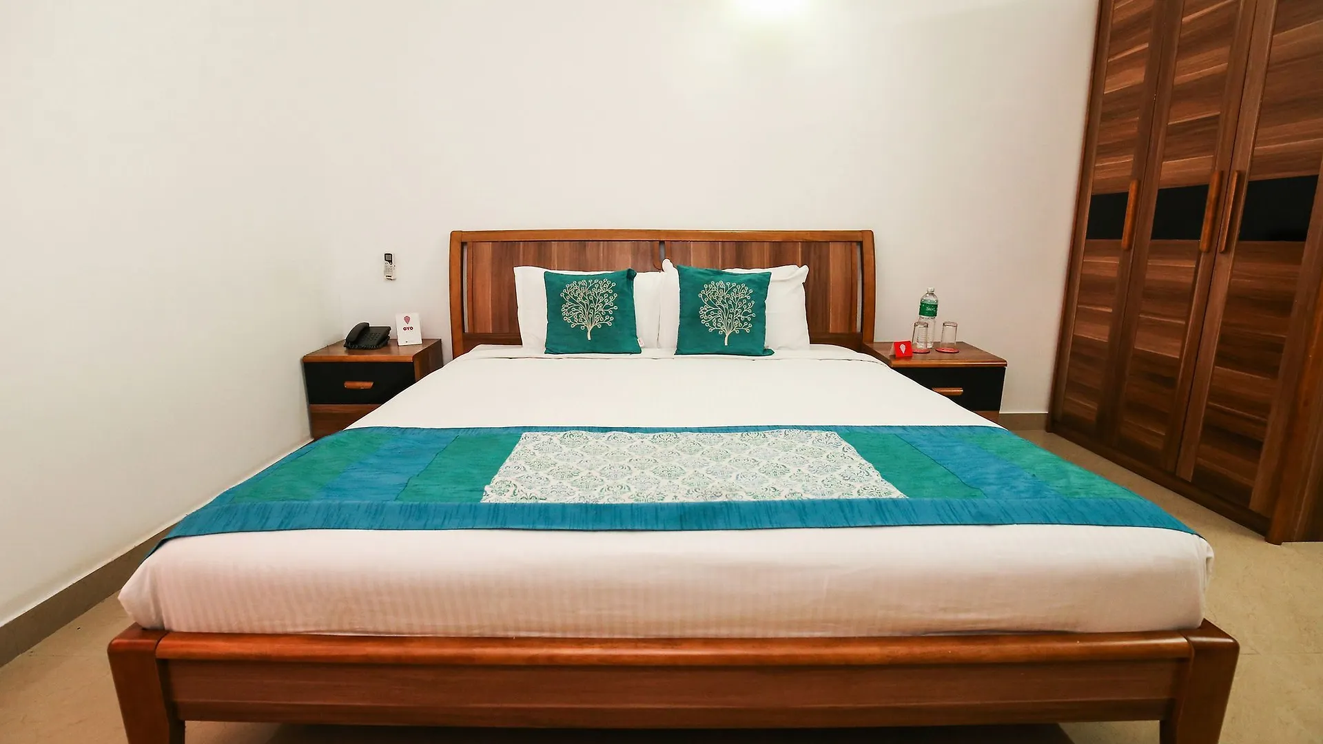 Hotel Oyo 2114 Lake Garden Alappuzha